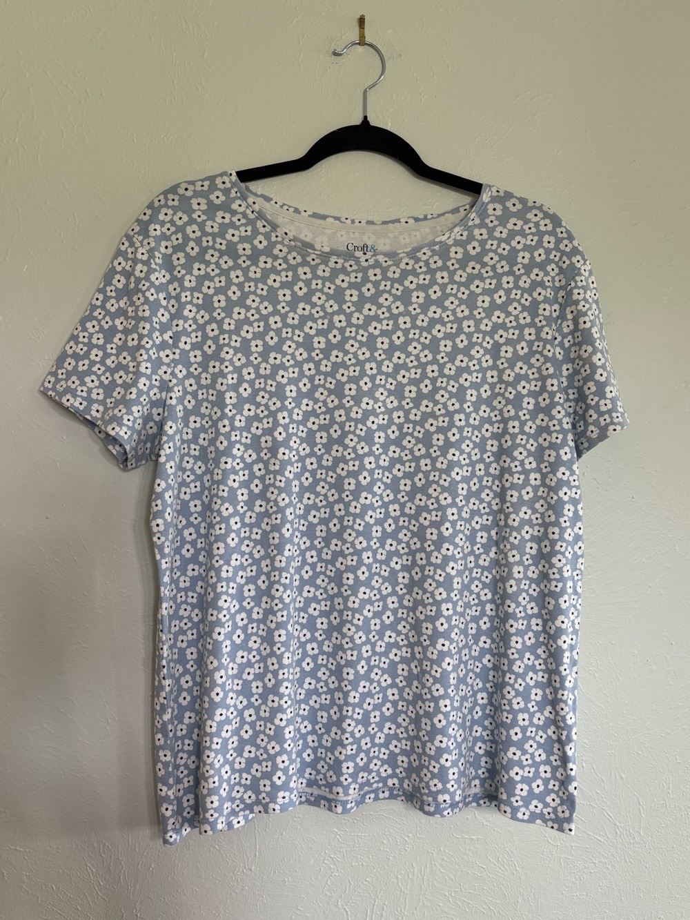 croft & barrow Light Blue Tee with White Floral Pattern